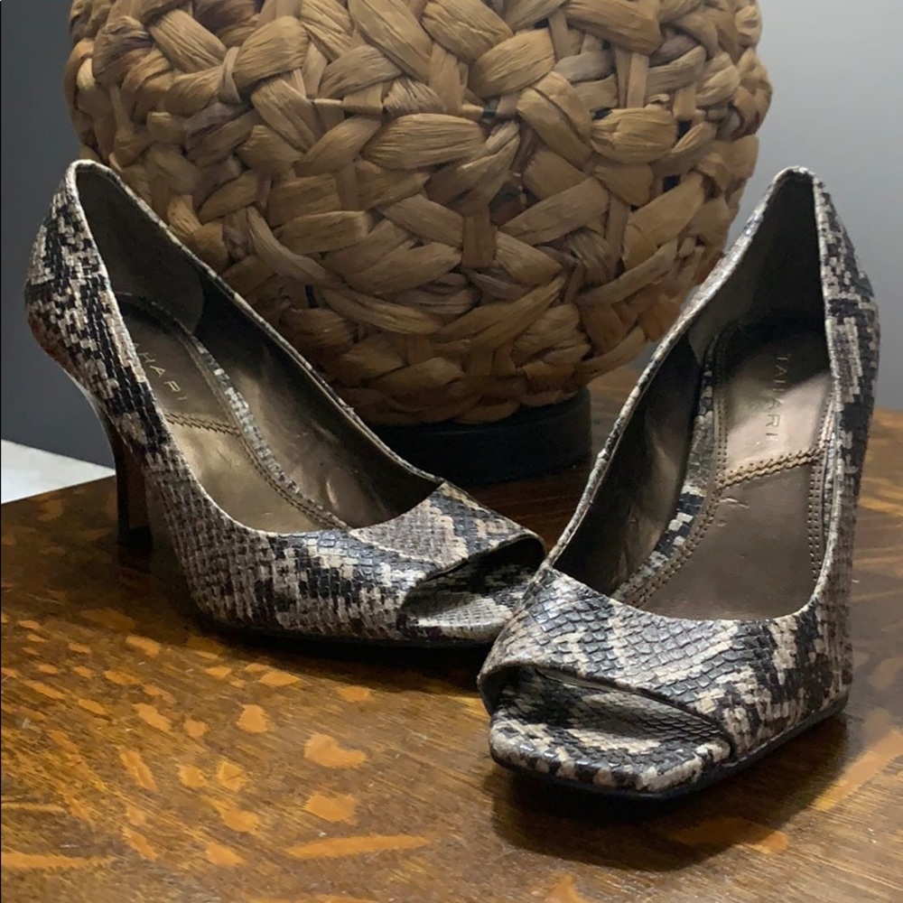 Tahari square toe snake print 3 inch heels